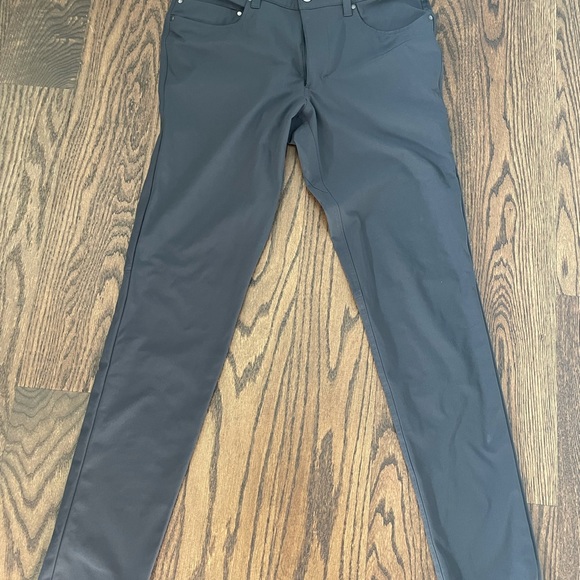 LULULEMON Skinny-Fit Pant 30” Warpstream 31 Waist. - Picture 2 of 4